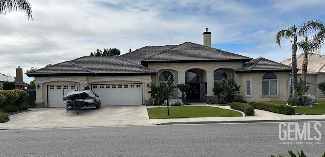 4309 Crystal Lake Drive, Bakersfield, CA 93313