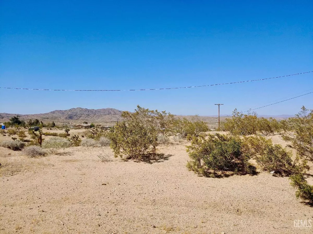 Joshua Tree, CA 92252,0 Sunnyhill Road