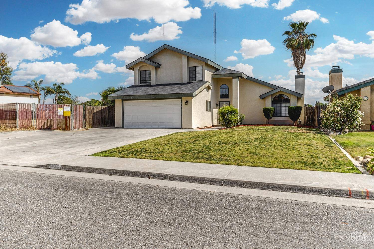 Bakersfield, CA 93313,3817 Artimus Court