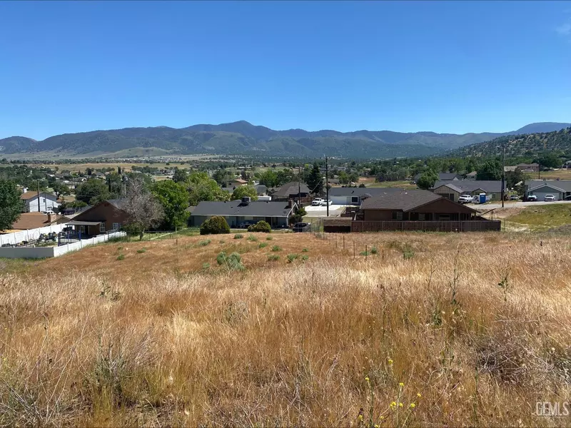 21020 Quail Springs Road, Tehachapi, CA 93561