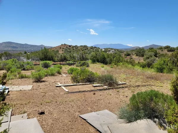 24801 Ponderosa Street, Tehachapi, CA 93561