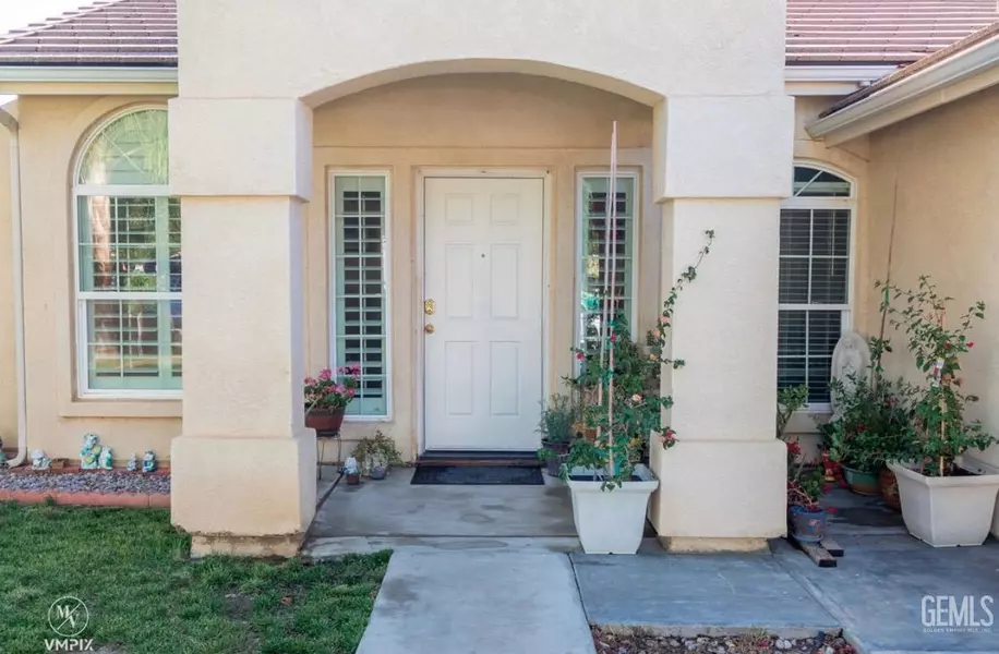 431 Olympic Court, Wasco, CA 93280