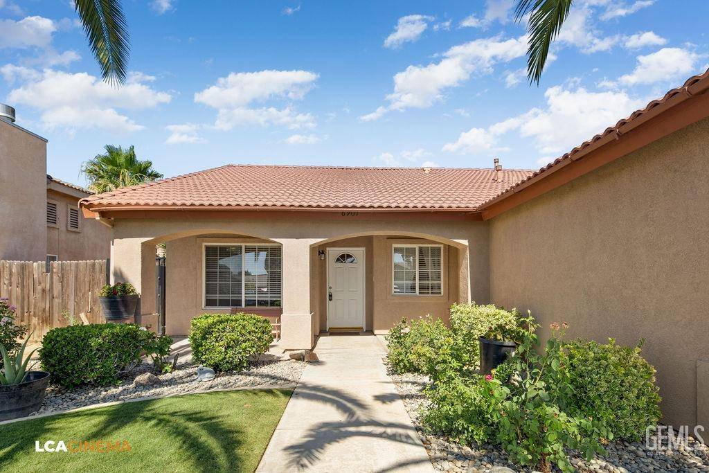 Bakersfield, CA 93313,6901 Gwenivere Court