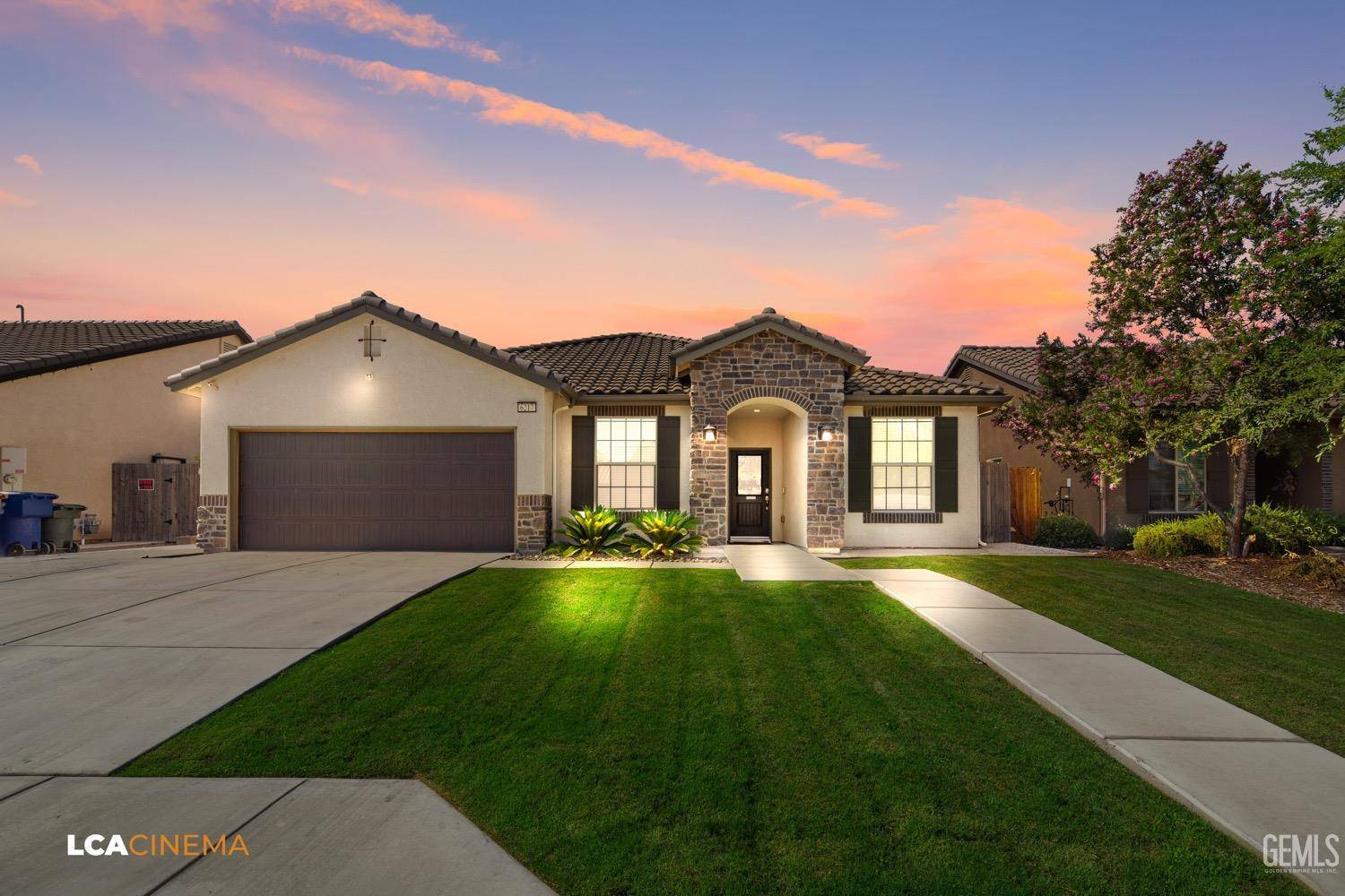 6217 Hathaway Avenue, Bakersfield, CA 93313