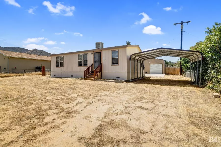 4209 Cactus Street, Lake Isabella, CA 93240