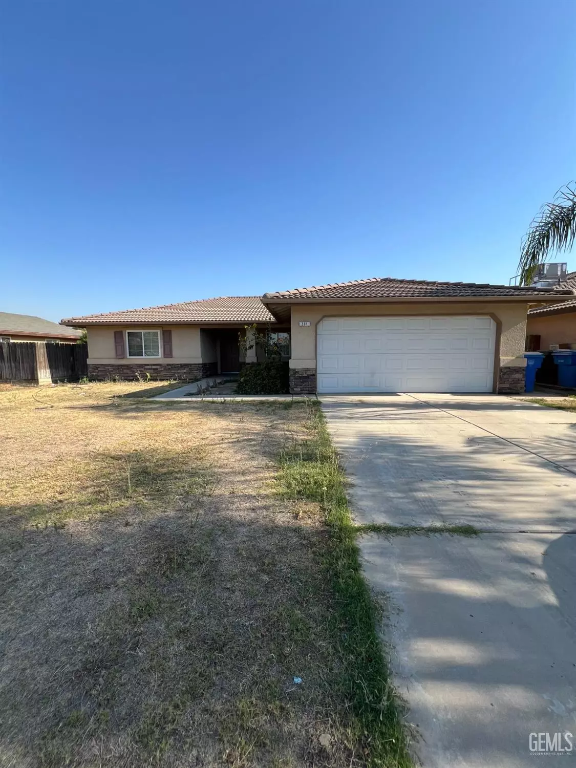 Arvin, CA 93203,201 Calle Orlando