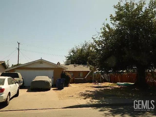 Bakersfield, CA 93304,3504 Canadian Street