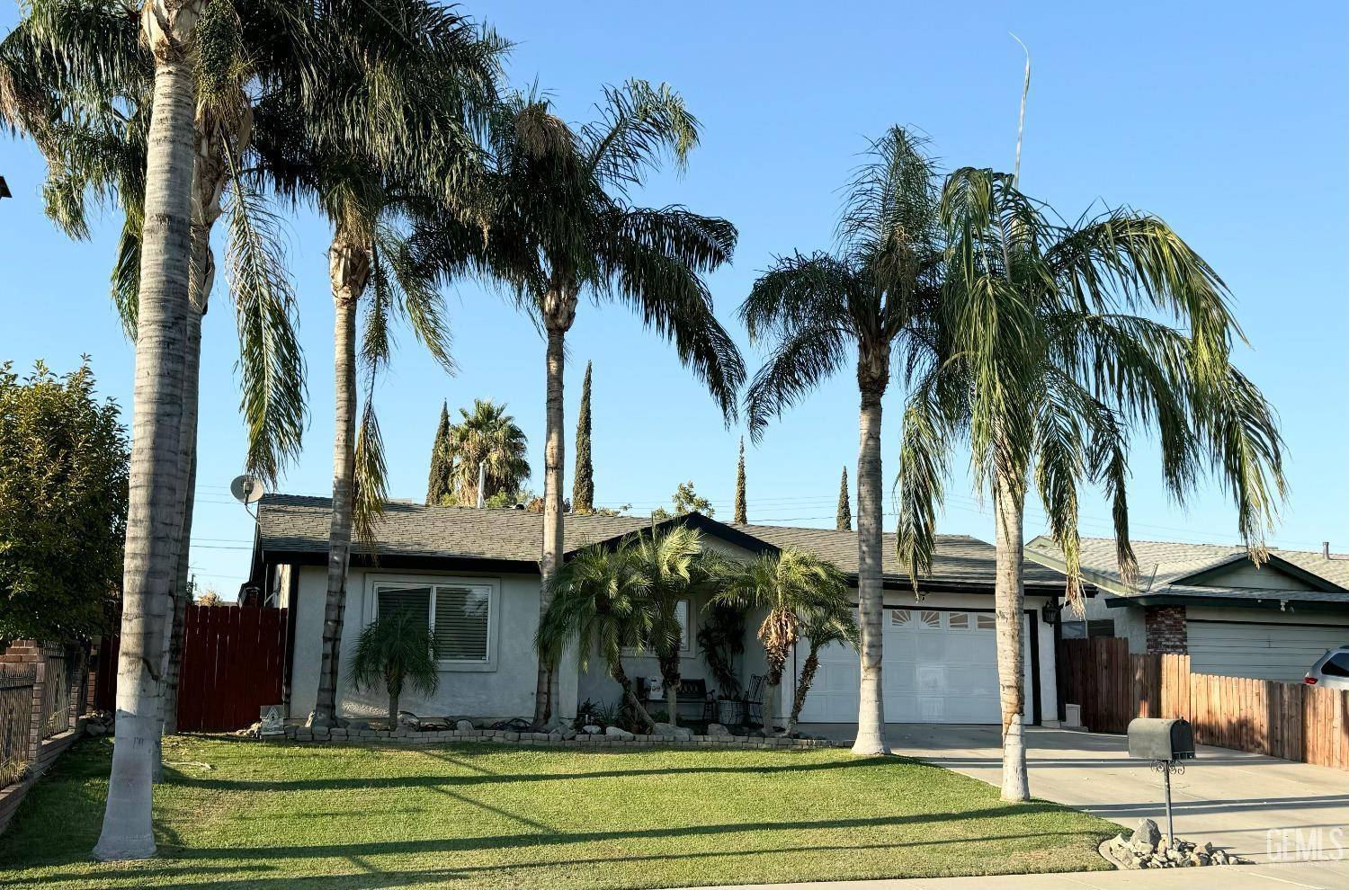 1230 Arthur Avenue, Bakersfield, CA 93308