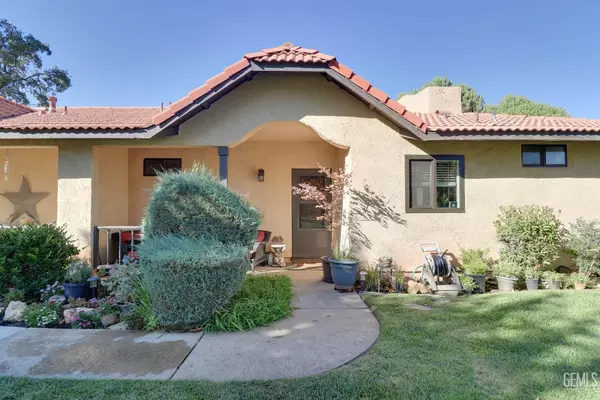 28881 Shannon Court #27, Tehachapi, CA 93561