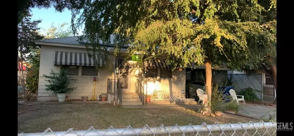 2516 Charleston Drive, Bakersfield, CA 93308