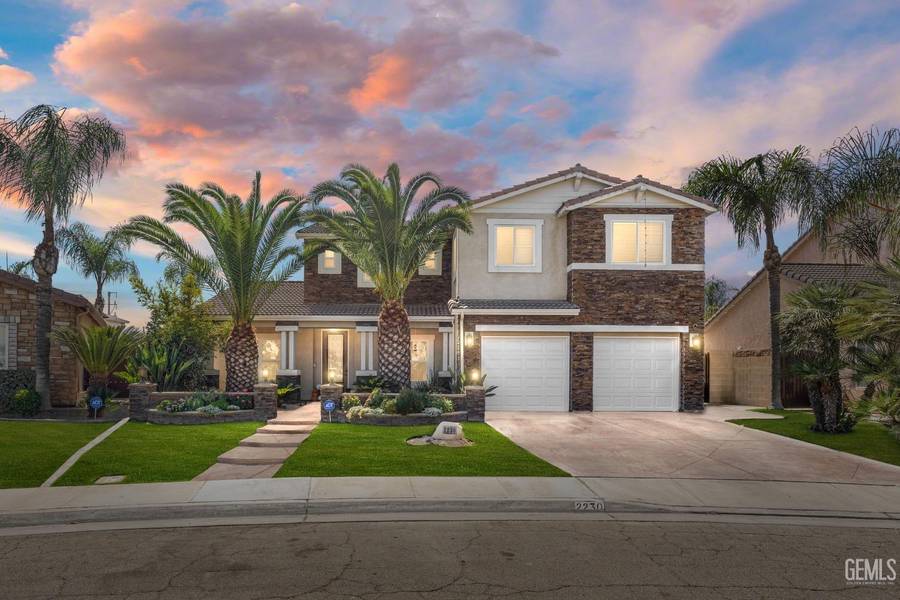 2230 Via Tuscania Avenue, Delano, CA 93215