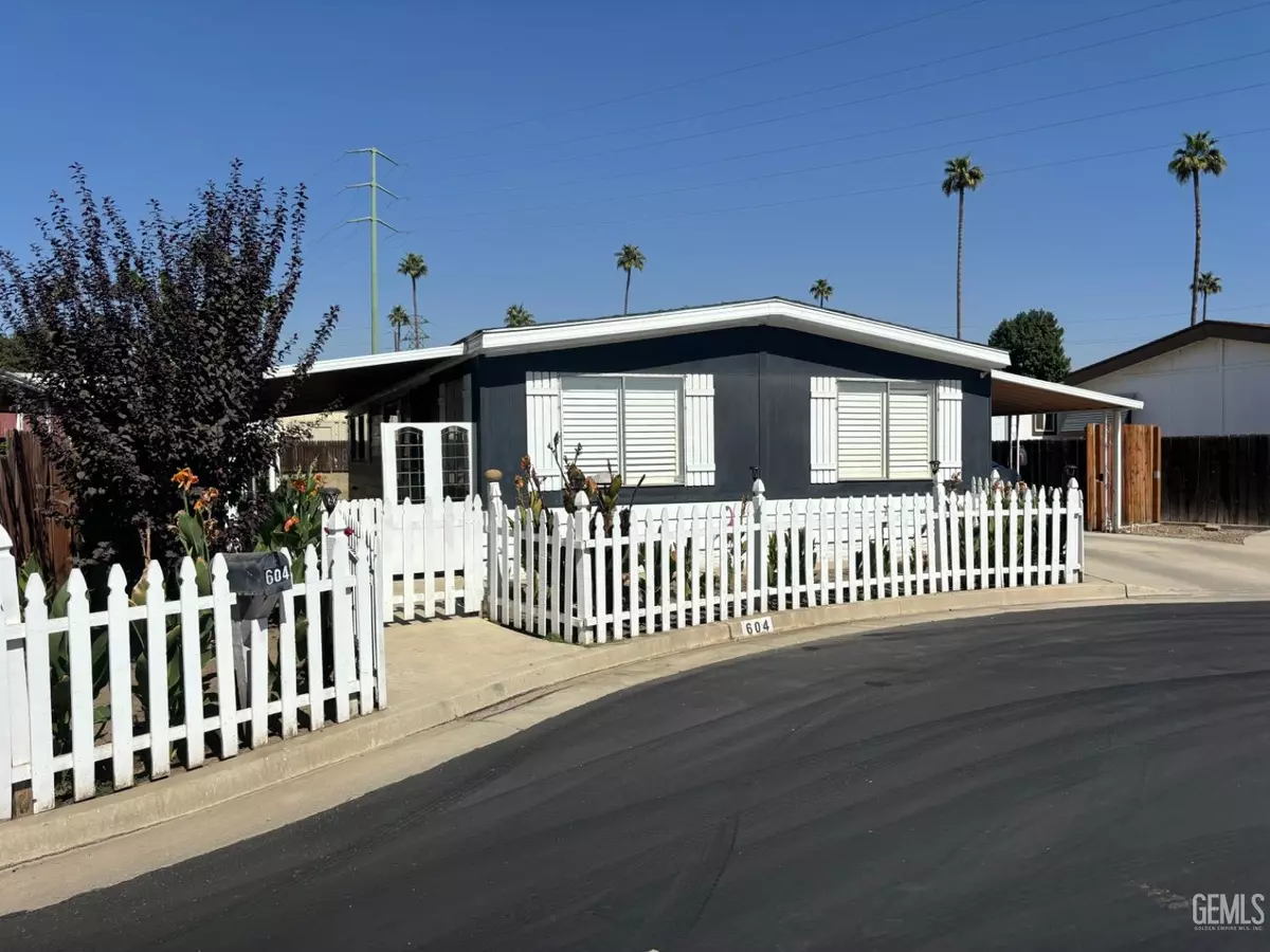 Bakersfield, CA 93301,604 46th Street