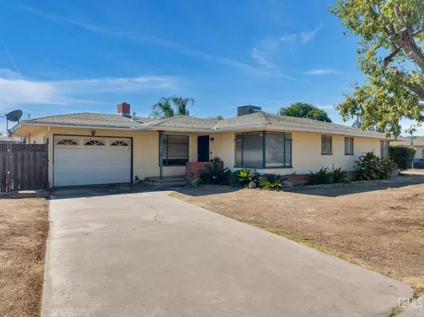 3756 E Weldon Avenue, Fresno, CA 93703