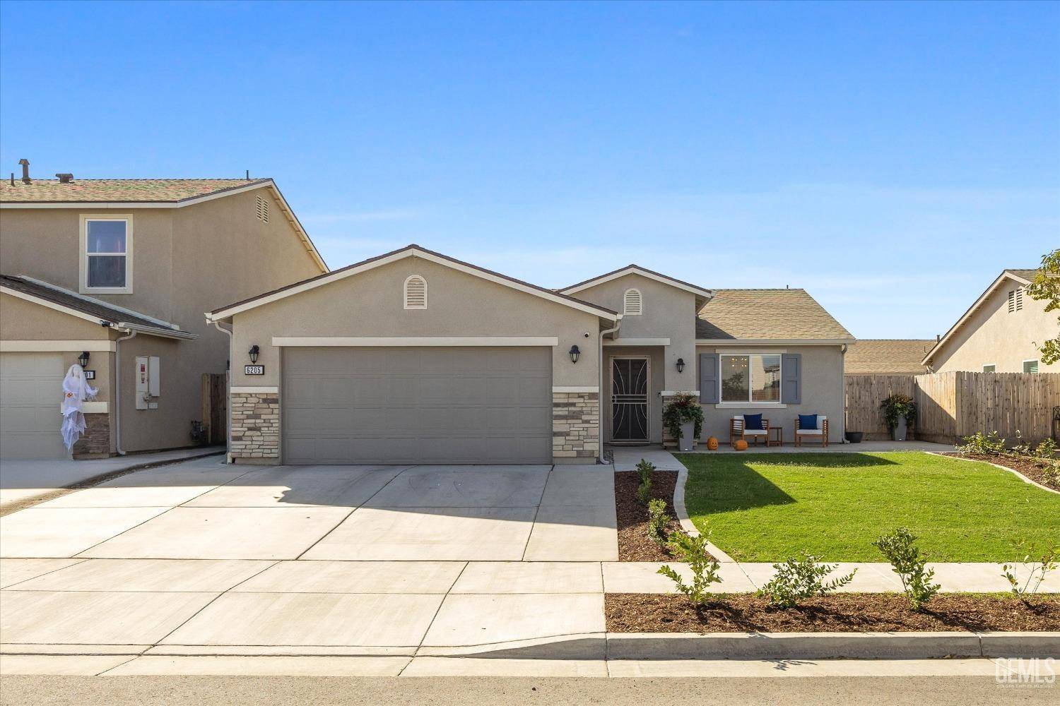 Bakersfield, CA 93313,6205 Mardal Avenue