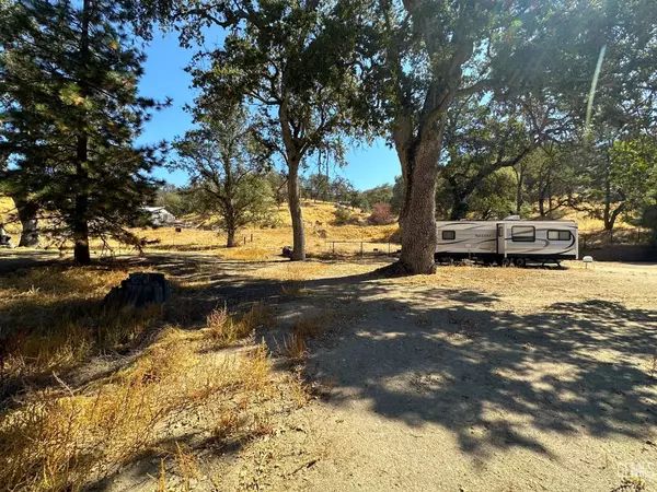 Cal Hot Springs, CA 93207,43910 Pine Flat Drive