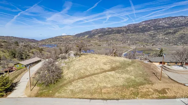 Tehachapi, CA 93561,0 Ridgeview