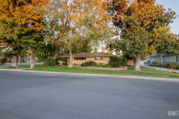 Bakersfield, CA 93304,220 Oakbank Road