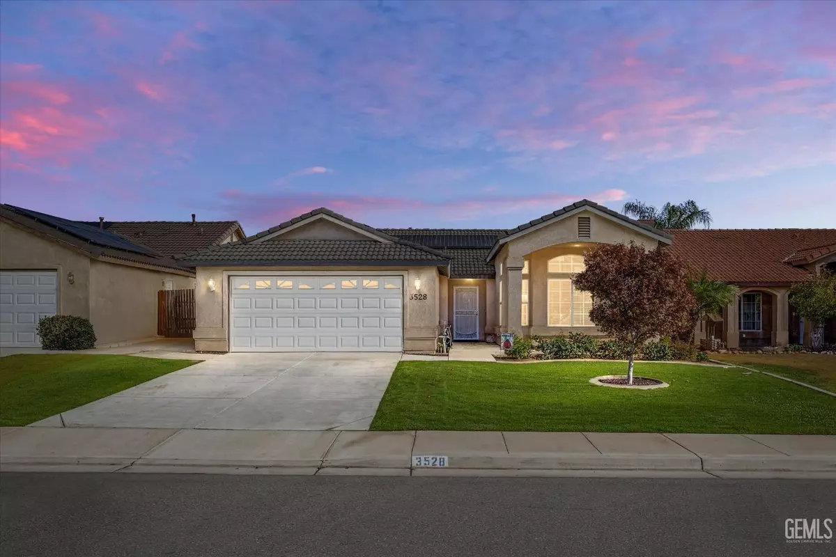 Bakersfield, CA 93308,3528 Crescent Meadow Drive