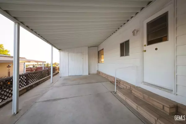 Bakersfield, CA 93306,8536 Kern Canyon Road #54