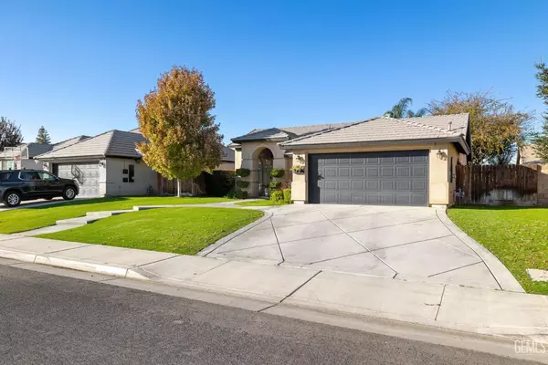 Bakersfield, CA 93312,10906 Howell Mountain Drive