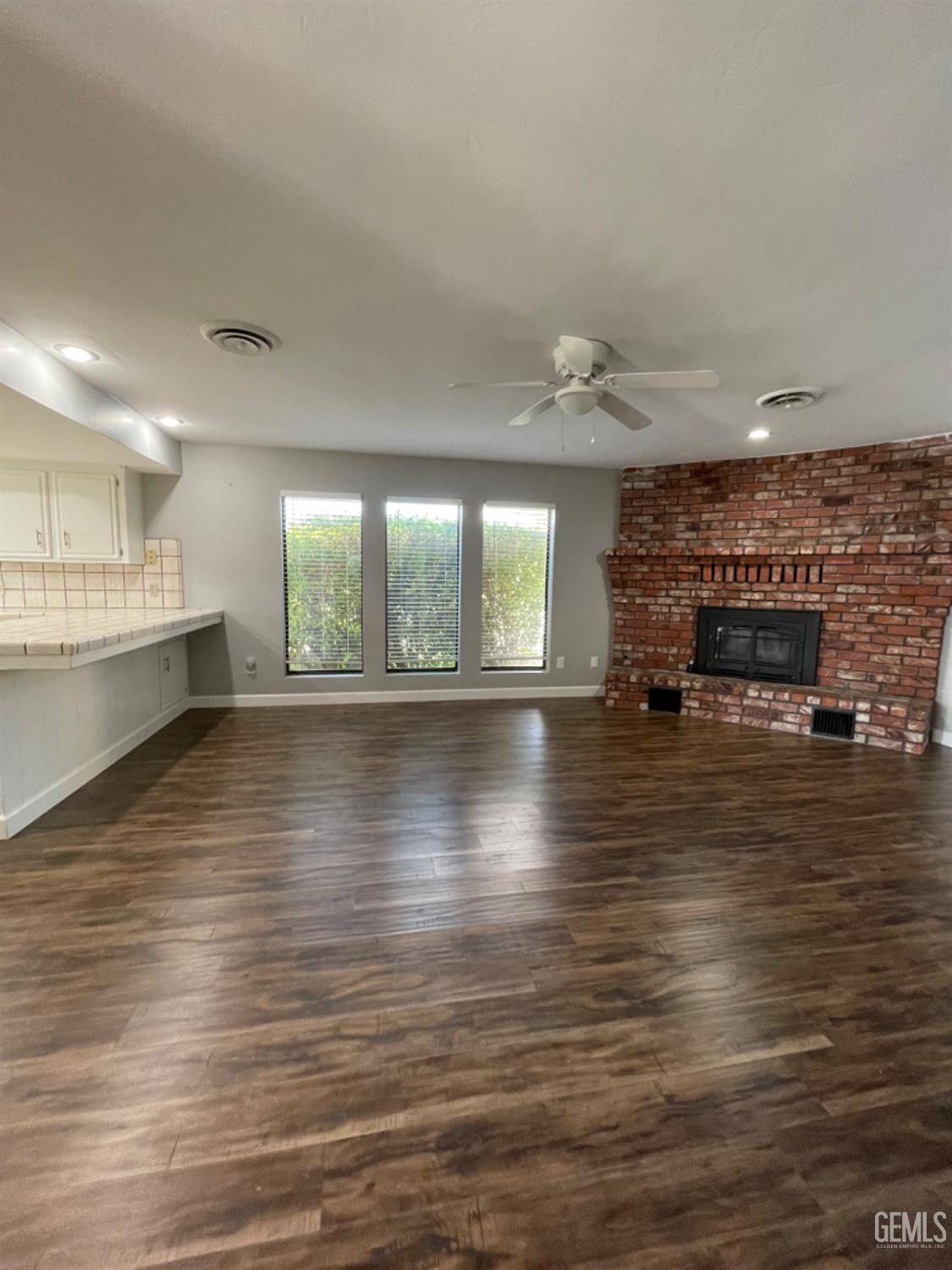 Bakersfield, CA 93308,7208 Angela Avenue