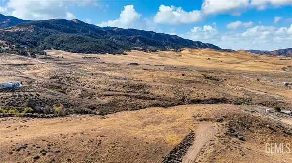 Tehachapi, CA 93561,0 Campbell Court