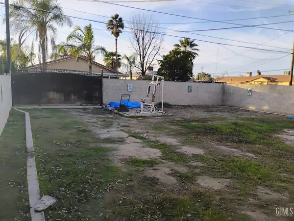 Bakersfield, CA 93307,238 Clifton Street