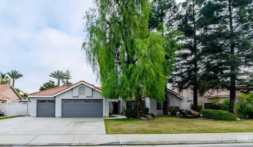 708 Los Mochis Drive, Bakersfield, CA 93314