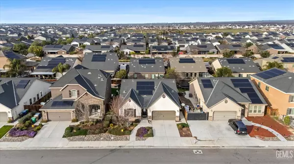 Shafter, CA 93263,9112 Scenic Woods Lane