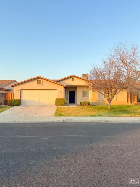 5204 Tierra Abierta Drive, Bakersfield, CA 93307