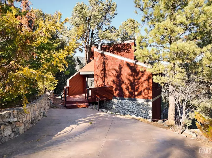 1621 Banff Drive, Pine Mountain Club, CA 93222