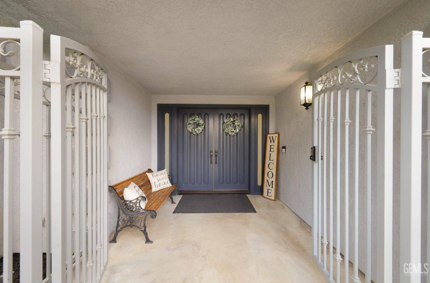 Bakersfield, CA 93312,12207 Red Rose Way