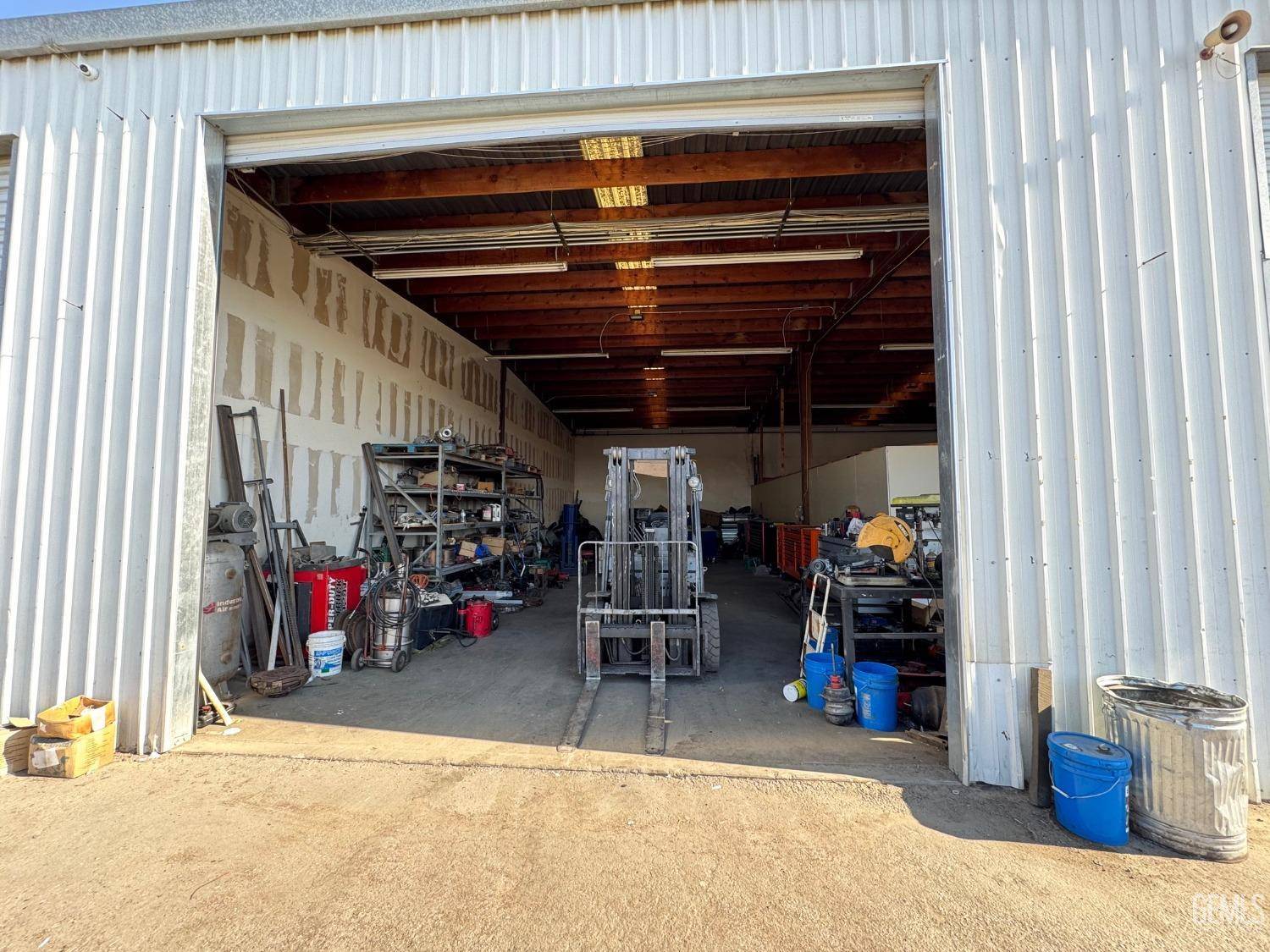 Bakersfield, CA 93307,2143 S union