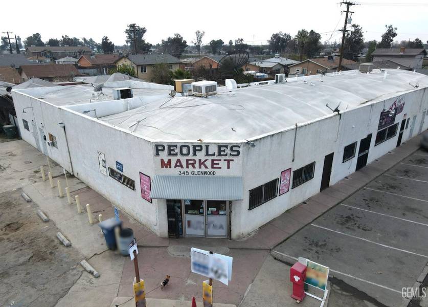345 Glenwood Street, Delano, CA 93215