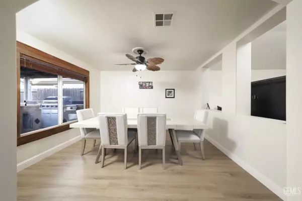 Bakersfield, CA 93312,9418 Birch Creek Court