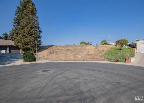 6236 Ridgetop Ter Terrace, Bakersfield, CA 93306