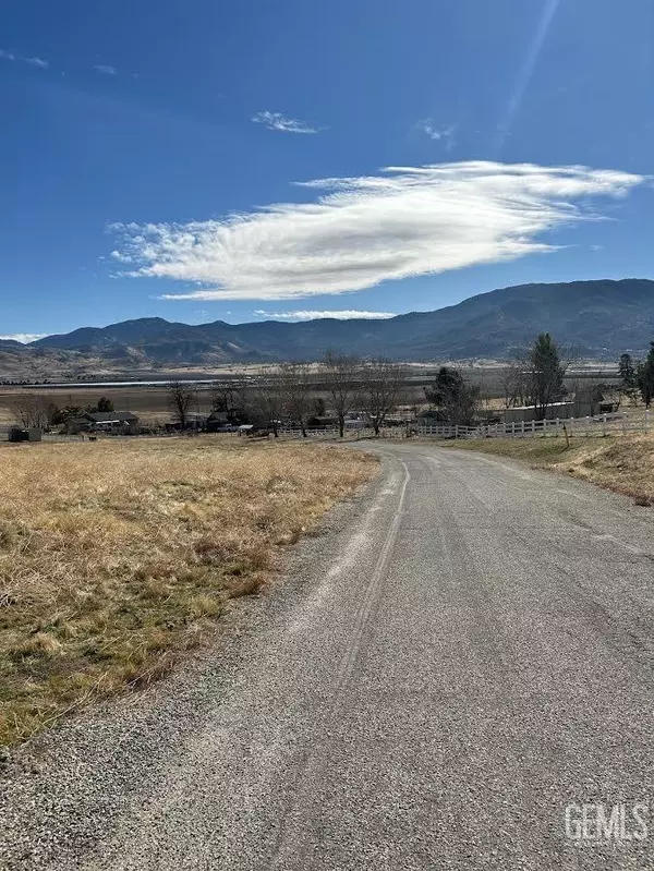0 Assault, Tehachapi, CA 93561