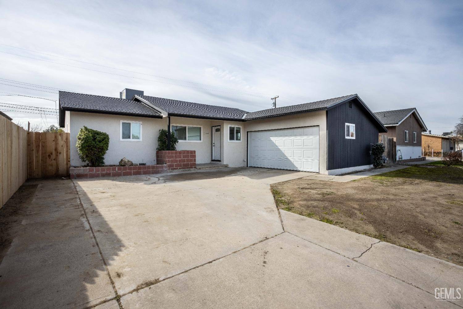 1215 Beryl Drive, Bakersfield, CA 93304