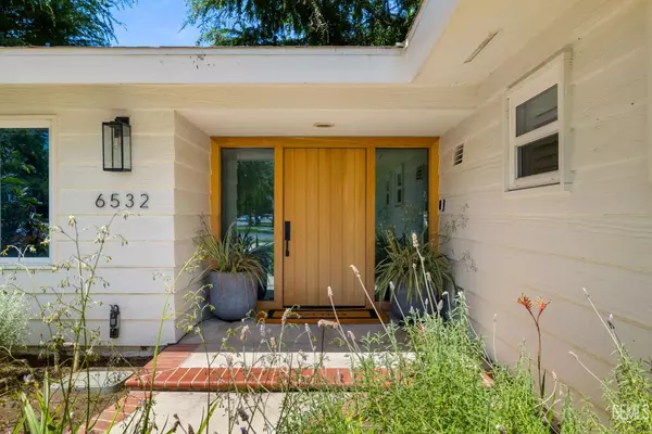 Bakersfield, CA 93309,6532 Yosemite Place