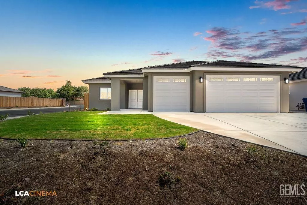 Shafter, CA 93263,735 Sammy Way