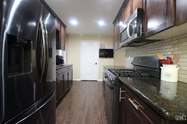 Bakersfield, CA 93304,4401 Hughes Lane #55