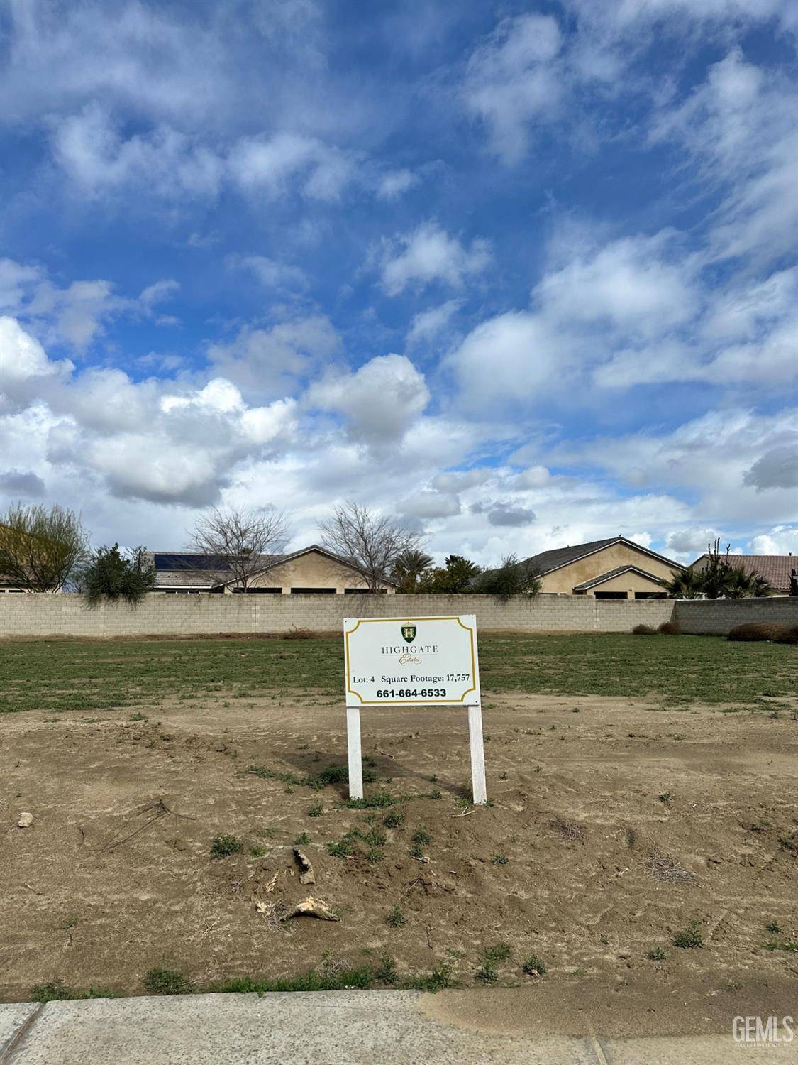 Bakersfield, CA 93311,13904 Camerton Way