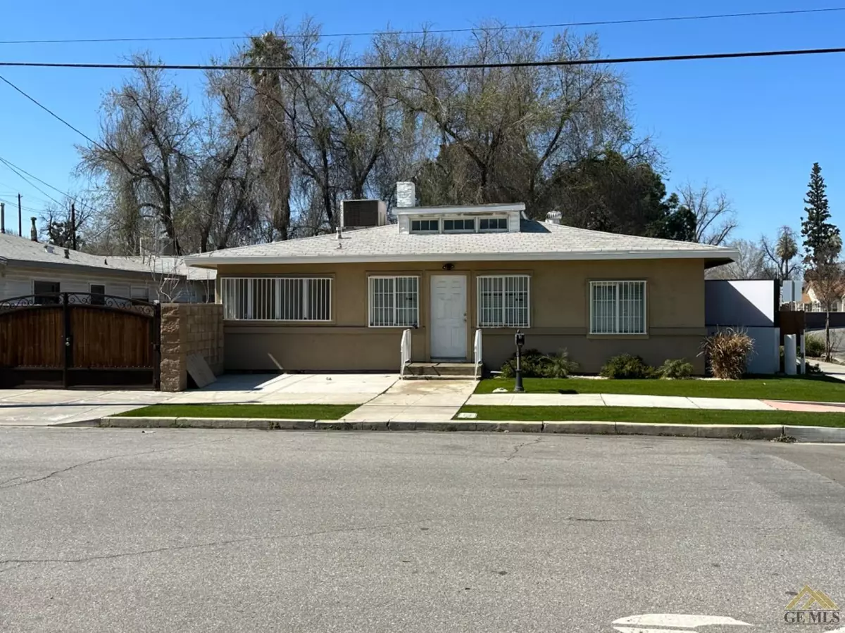 Bakersfield, CA 93301,2225 D Street
