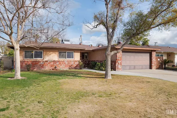 2516 Blackstone Court, Bakersfield, CA 93304