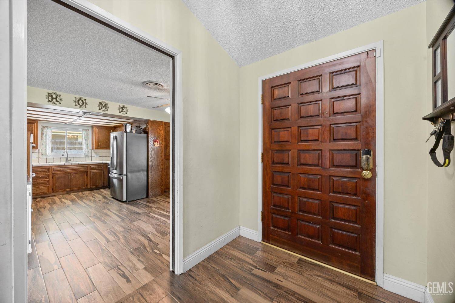 Bakersfield, CA 93308,6504 Cherrywood Avenue