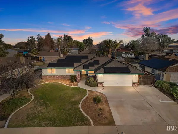 6504 Cherrywood Avenue, Bakersfield, CA 93308