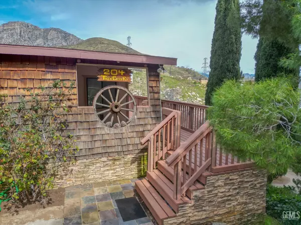 Wofford Heights, CA 93285,204 Tillie Creek Road