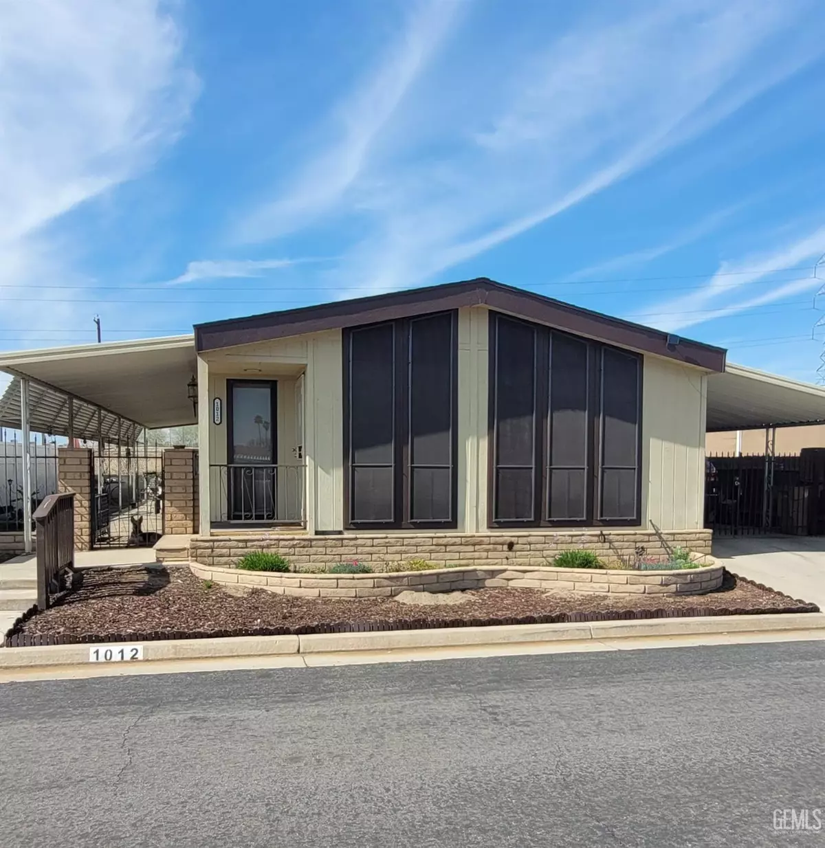 Bakersfield, CA 93301,1012 Coconut Way