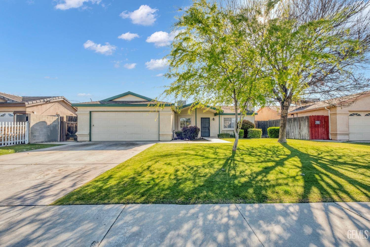 113 Old Drovers Lane, Bakersfield, CA 93307