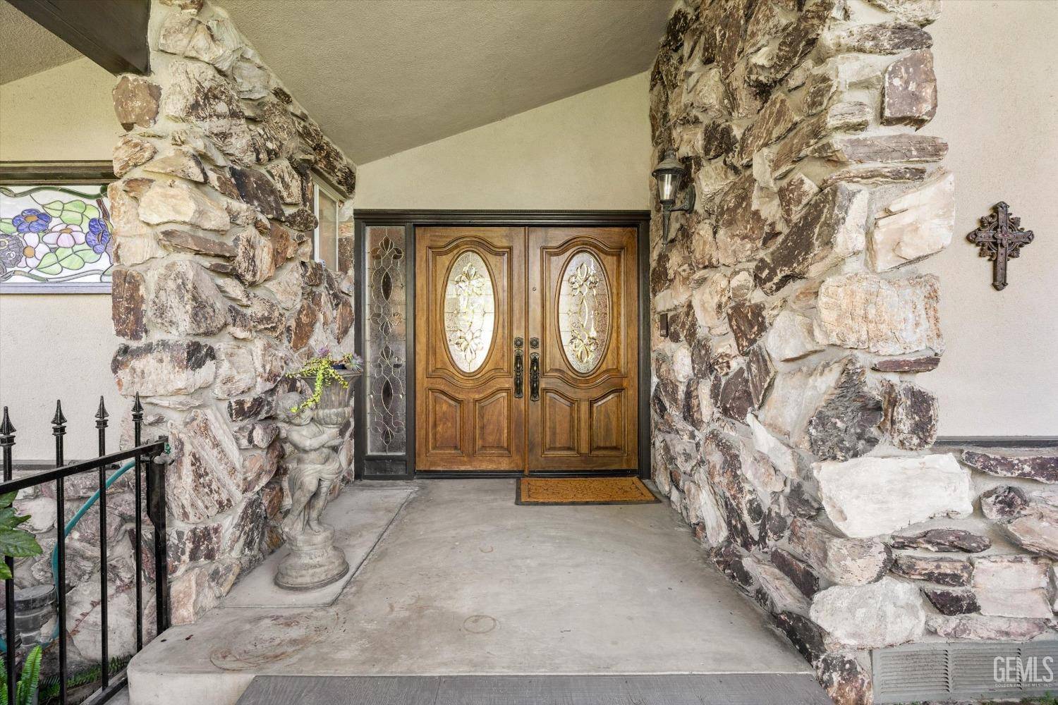 Bakersfield, CA 93313,7858 Stine Road